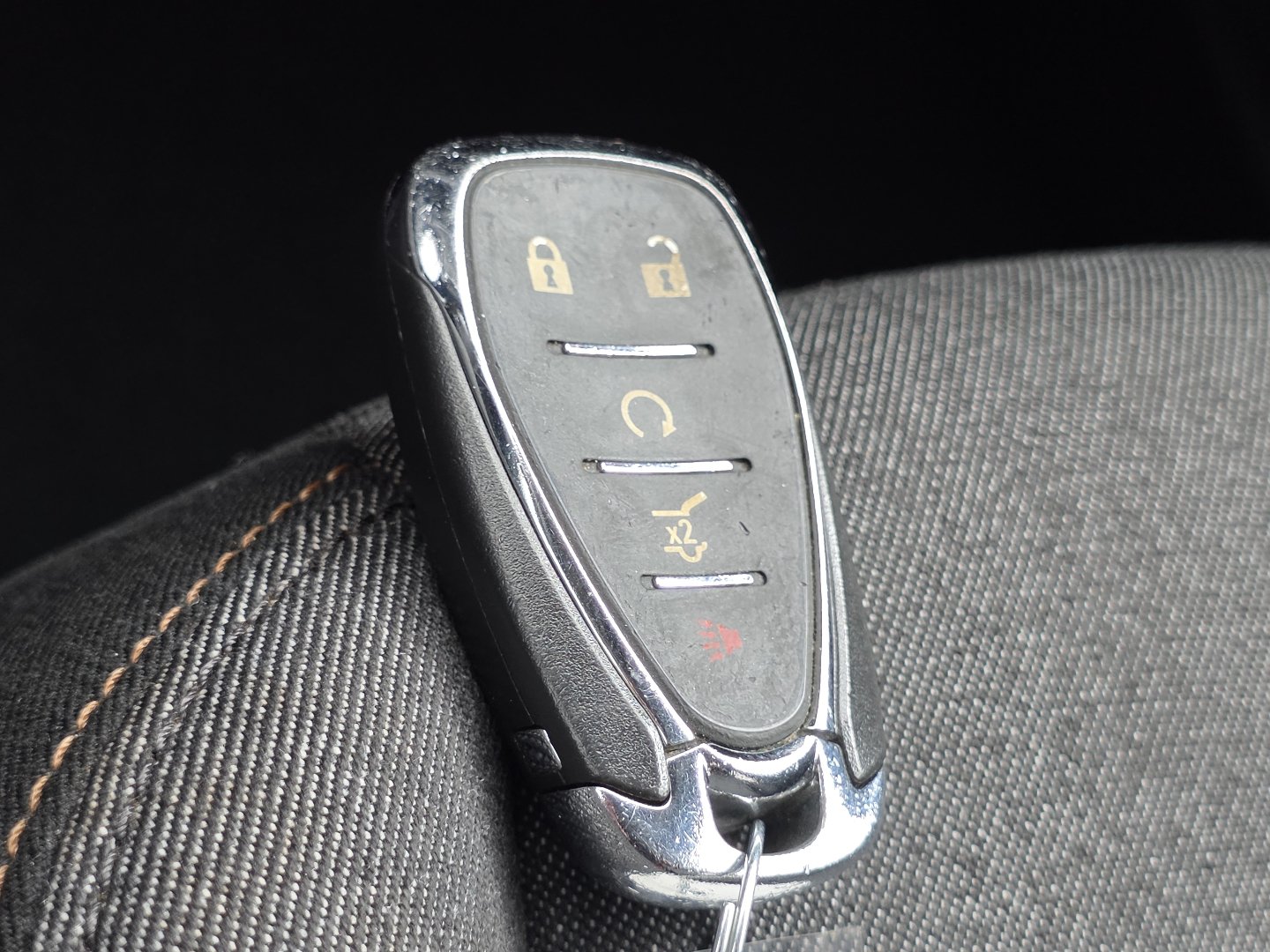 Used 2018 Chevrolet Equinox LT FWD image 31