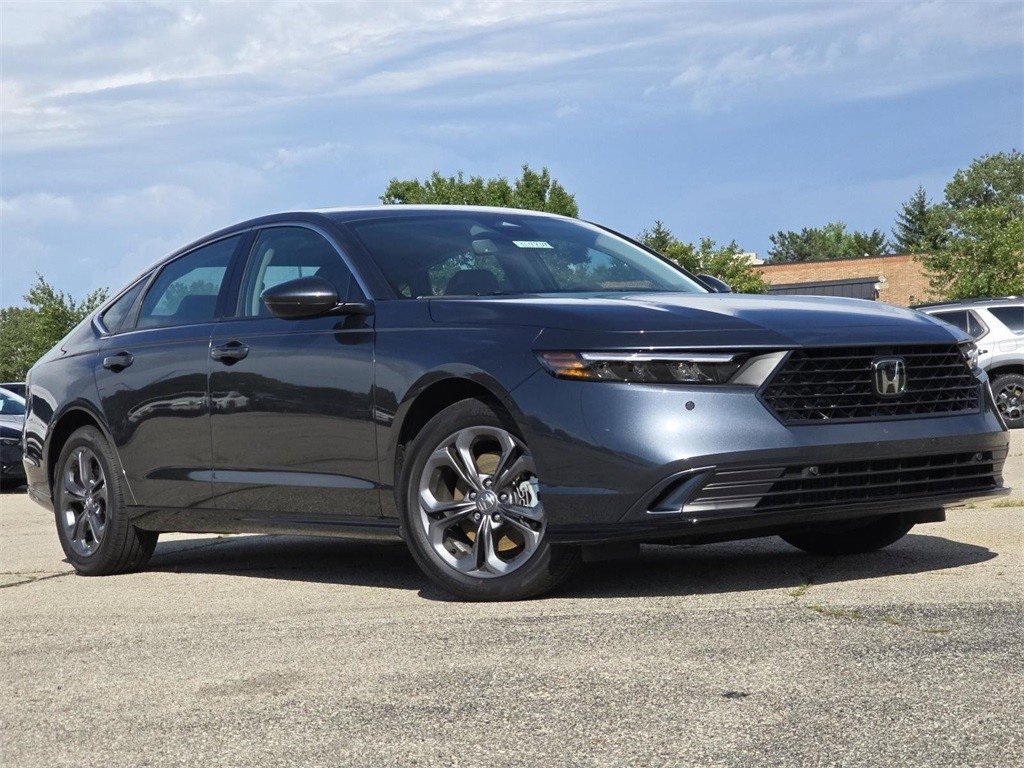 New 2025 Honda Accord EX-L image 2