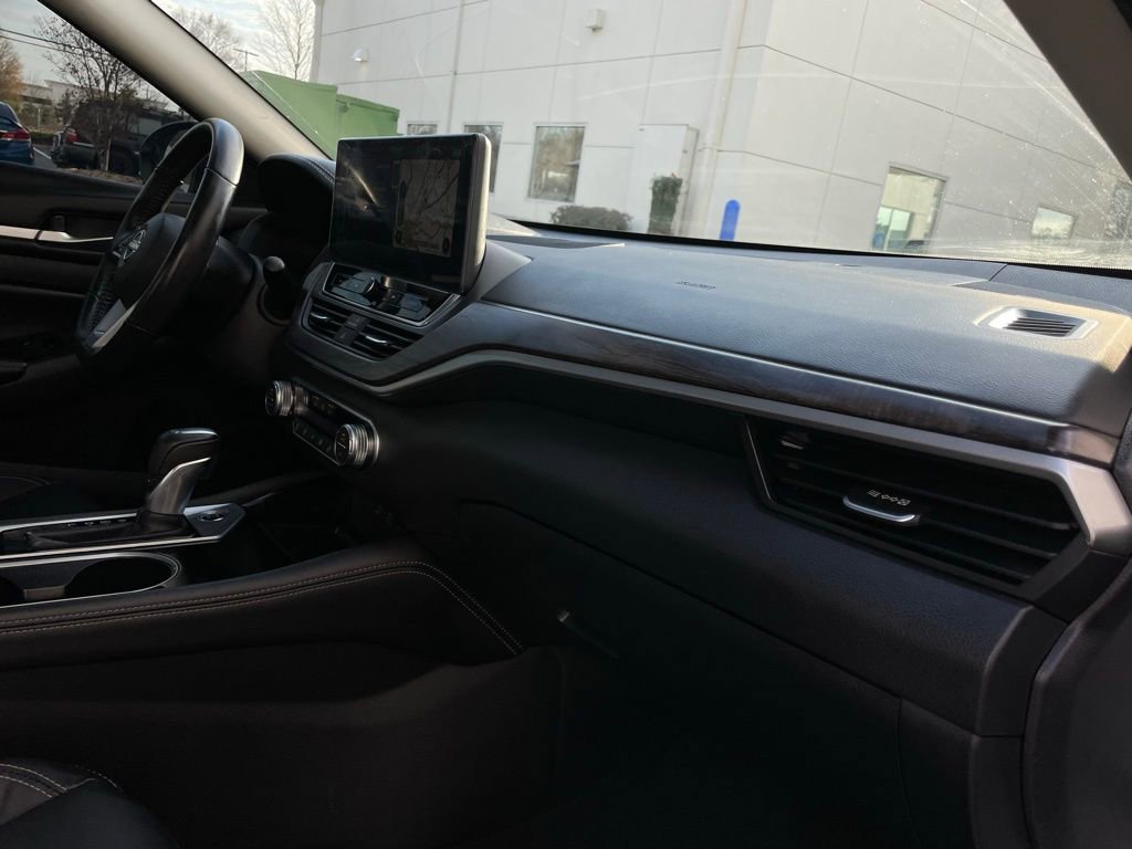 Used 2024 Nissan Altima 2.5 SL image 34