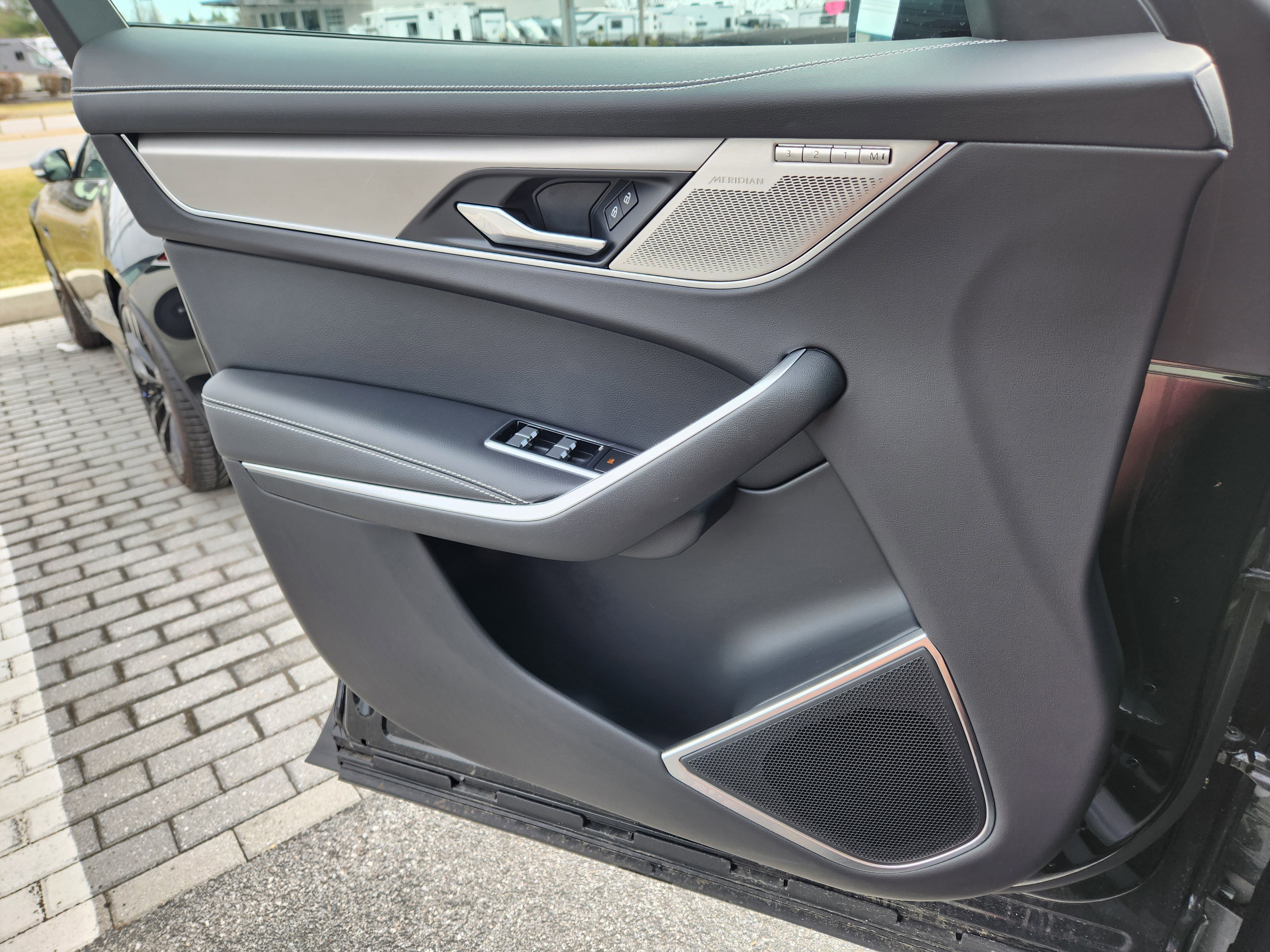 Certified 2026 Jaguar F-PACE R-Dynamic S image 25