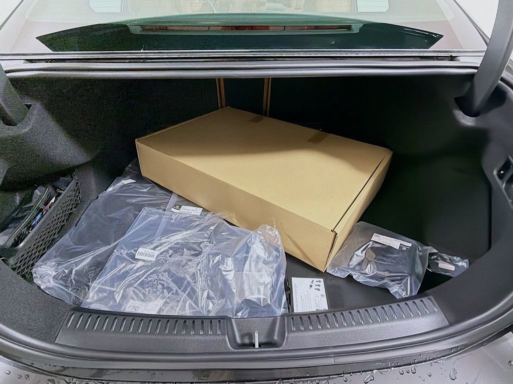 New 2026 Mercedes-Benz E 450 4MATIC Sedan image 28