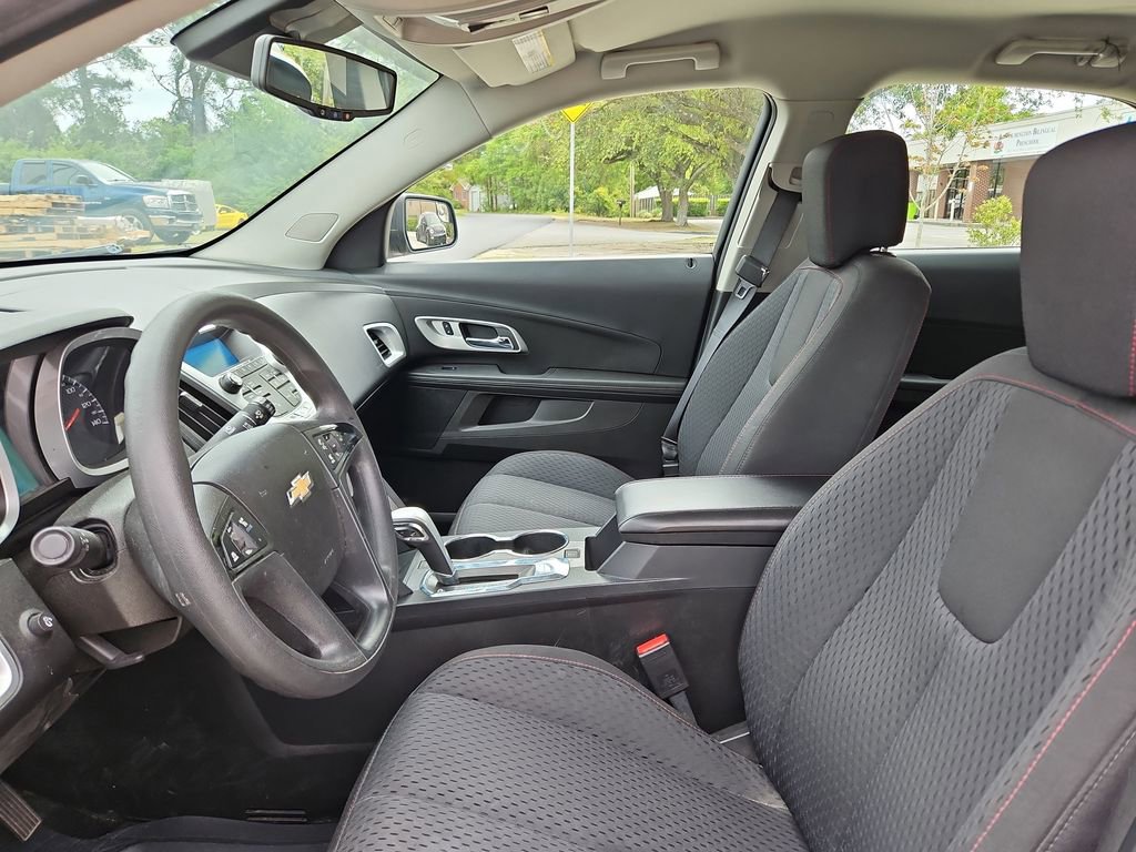 Used 2013 Chevrolet Equinox LS image 16
