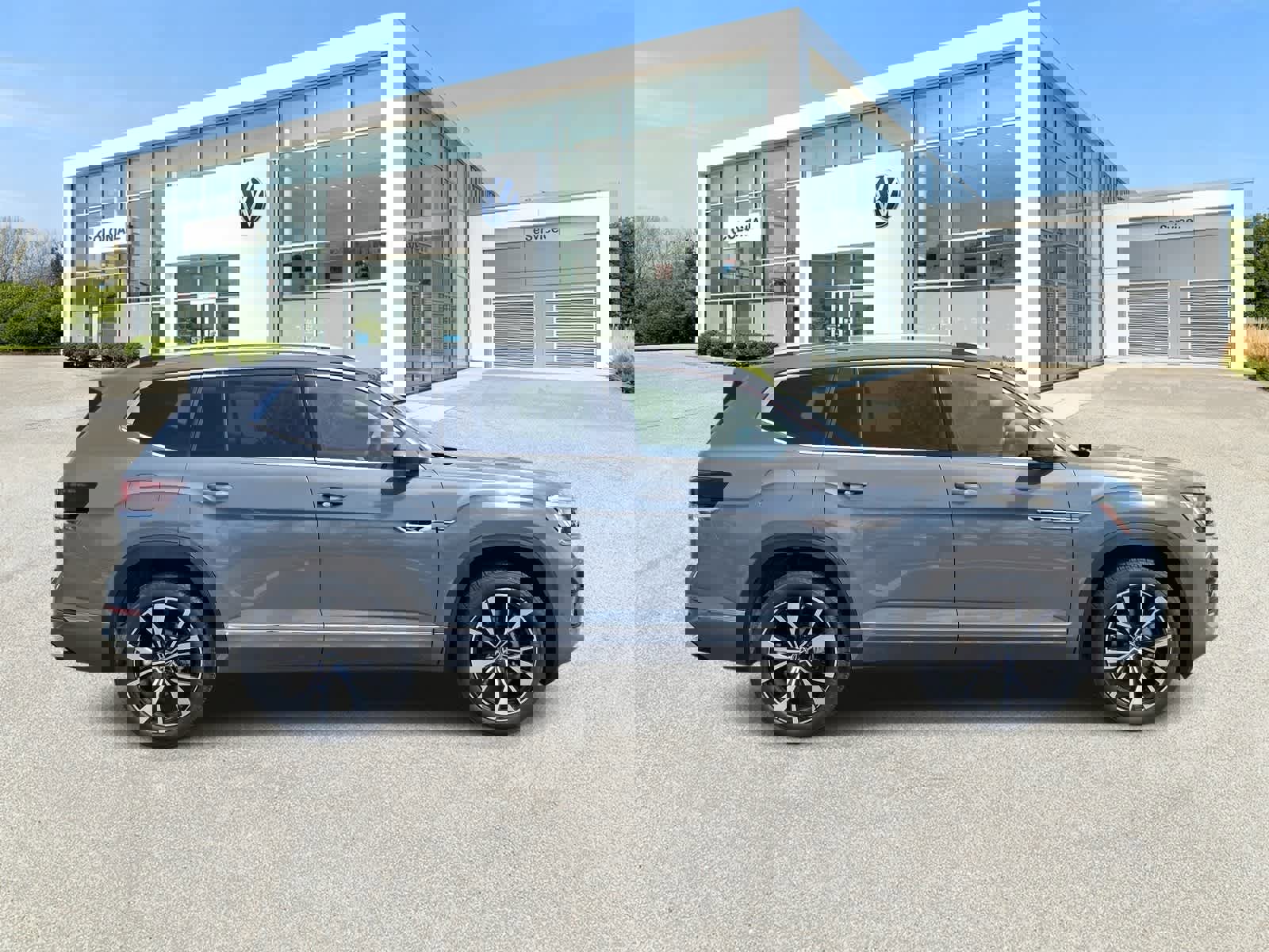 New 2026 Volkswagen Atlas SEL Premium R-Line image 7