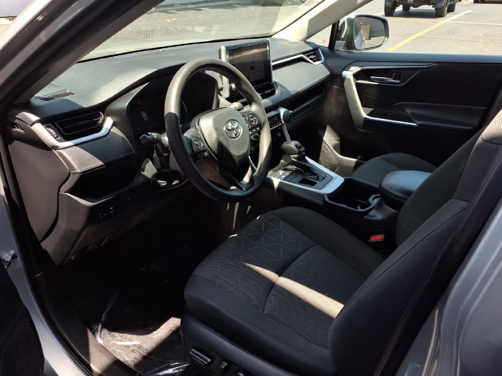 Certified 2024 Toyota RAV4 XLE AWD/4WD image 17