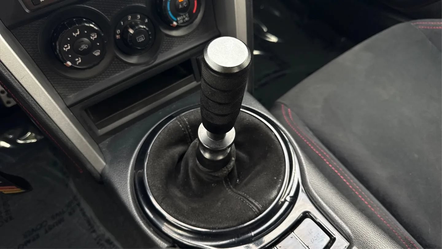Used 2014 Scion FR-S RWD image 12