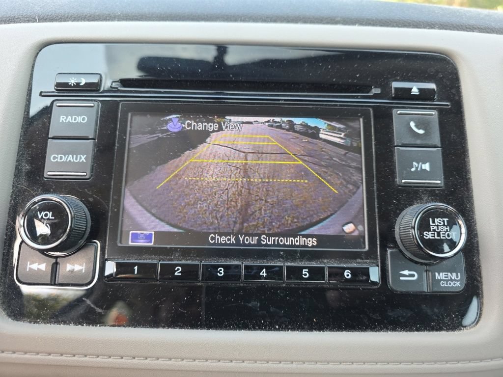 Used 2017 Honda HR-V LX image 17