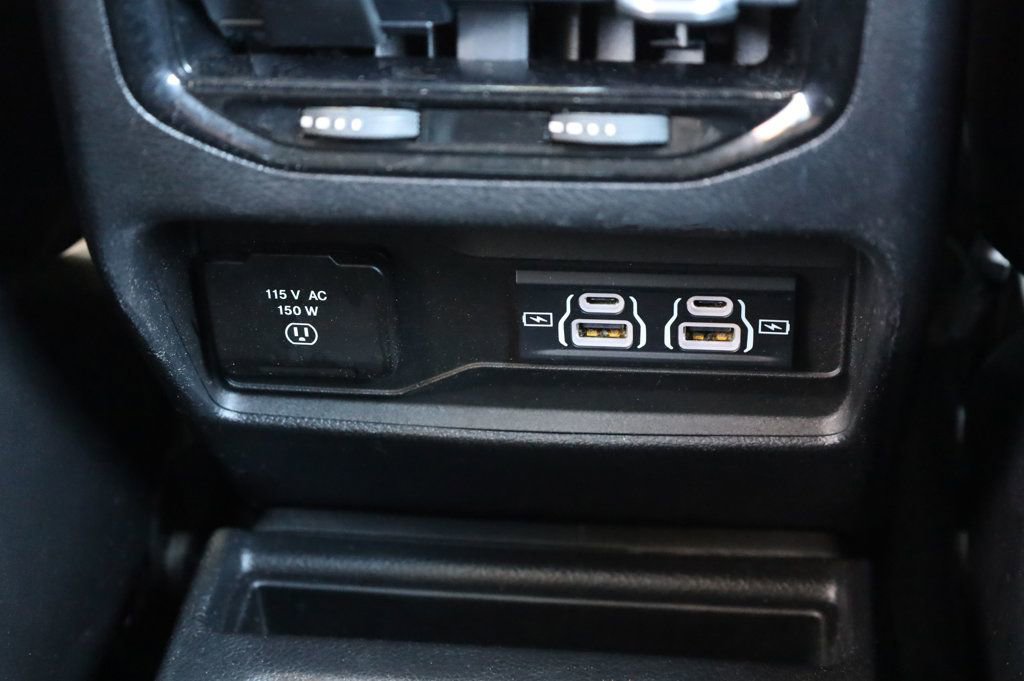 Used 2022 Jeep Grand Cherokee L Limited w/ Trailer Tow Group (B) image 36