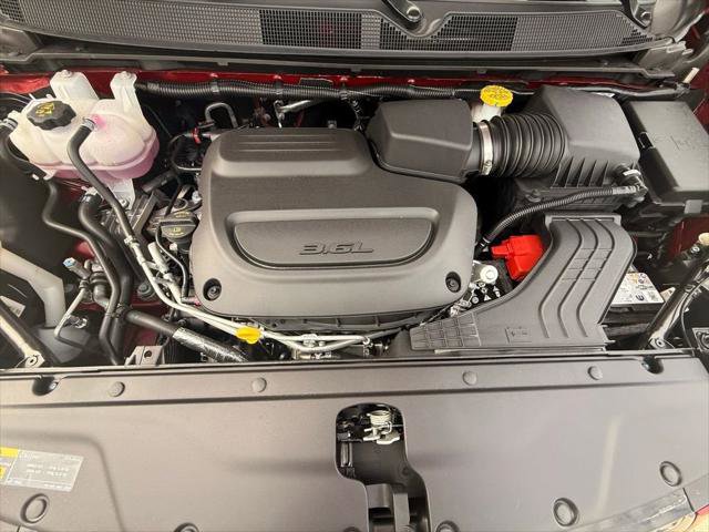 Certified 2025 Chrysler Pacifica Limited image 36