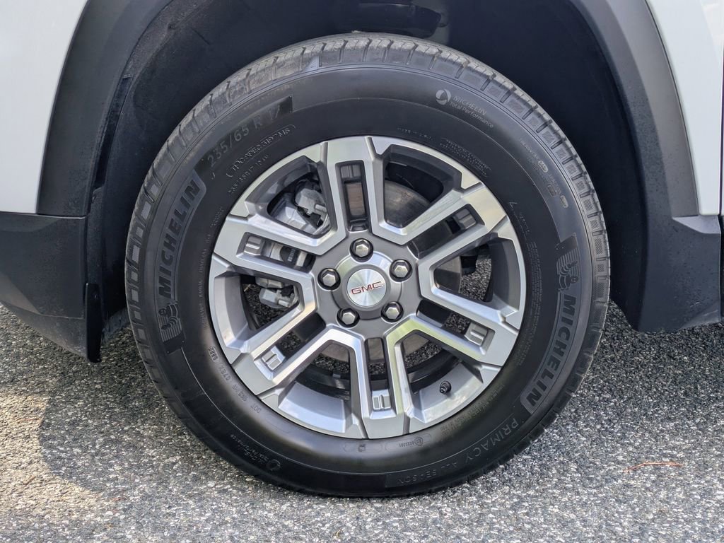 Used 2025 GMC Terrain Elevation image 10