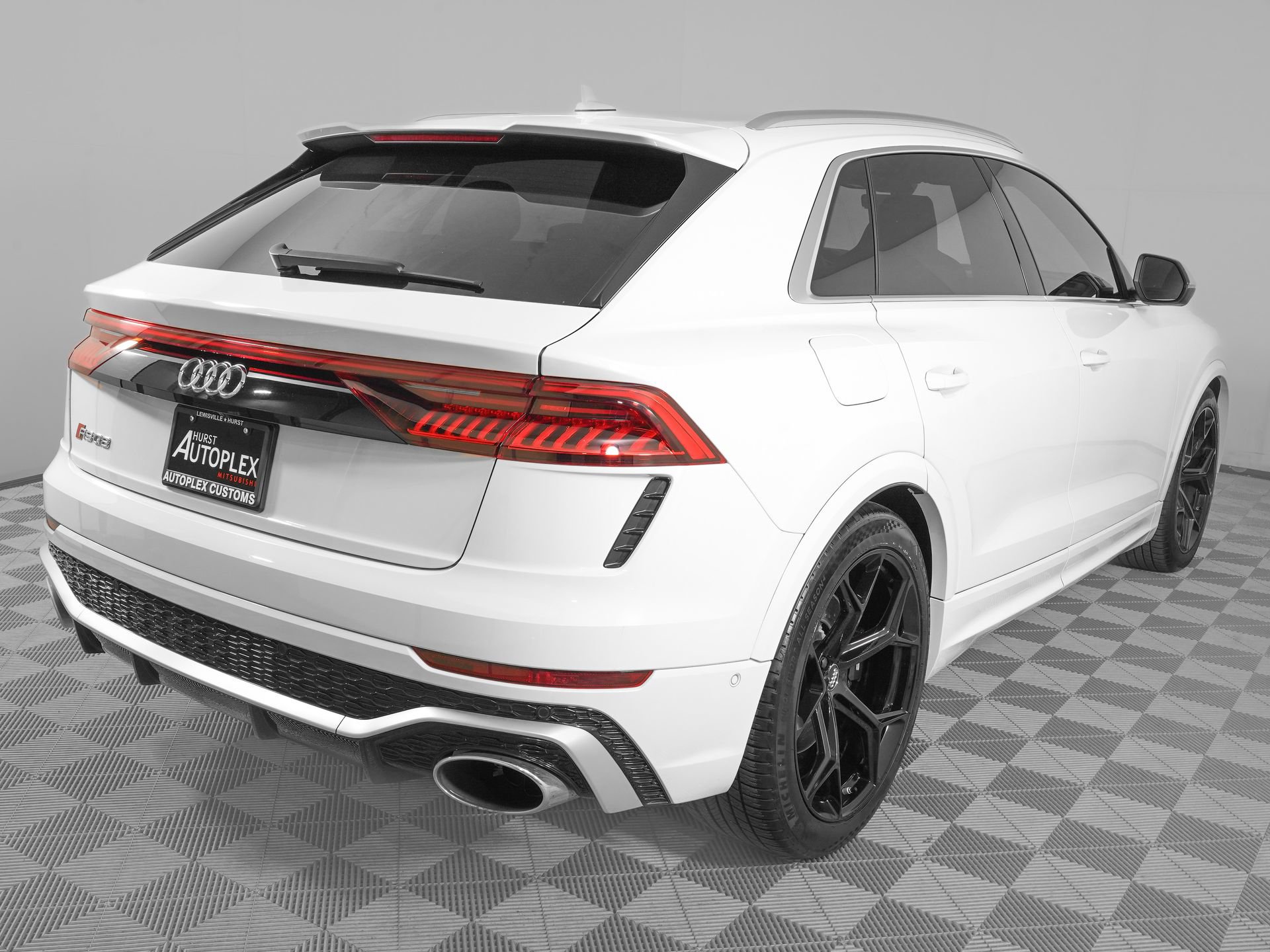 Used 2022 Audi RS Q8 AWD/4WD image 4