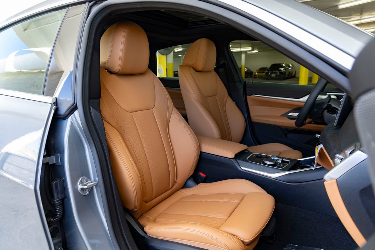 New 2026 BMW i4 eDrive40 w/ Premium Package RWD image 31