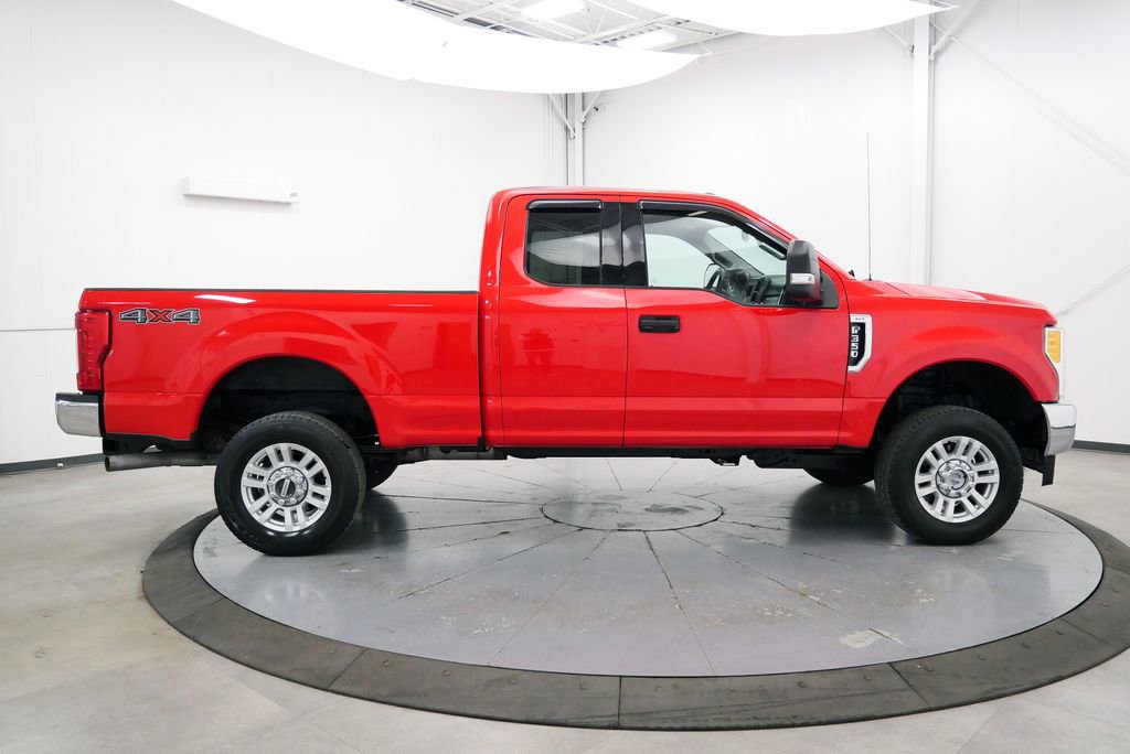 Used 2017 Ford F350 XLT AWD/4WD image 8