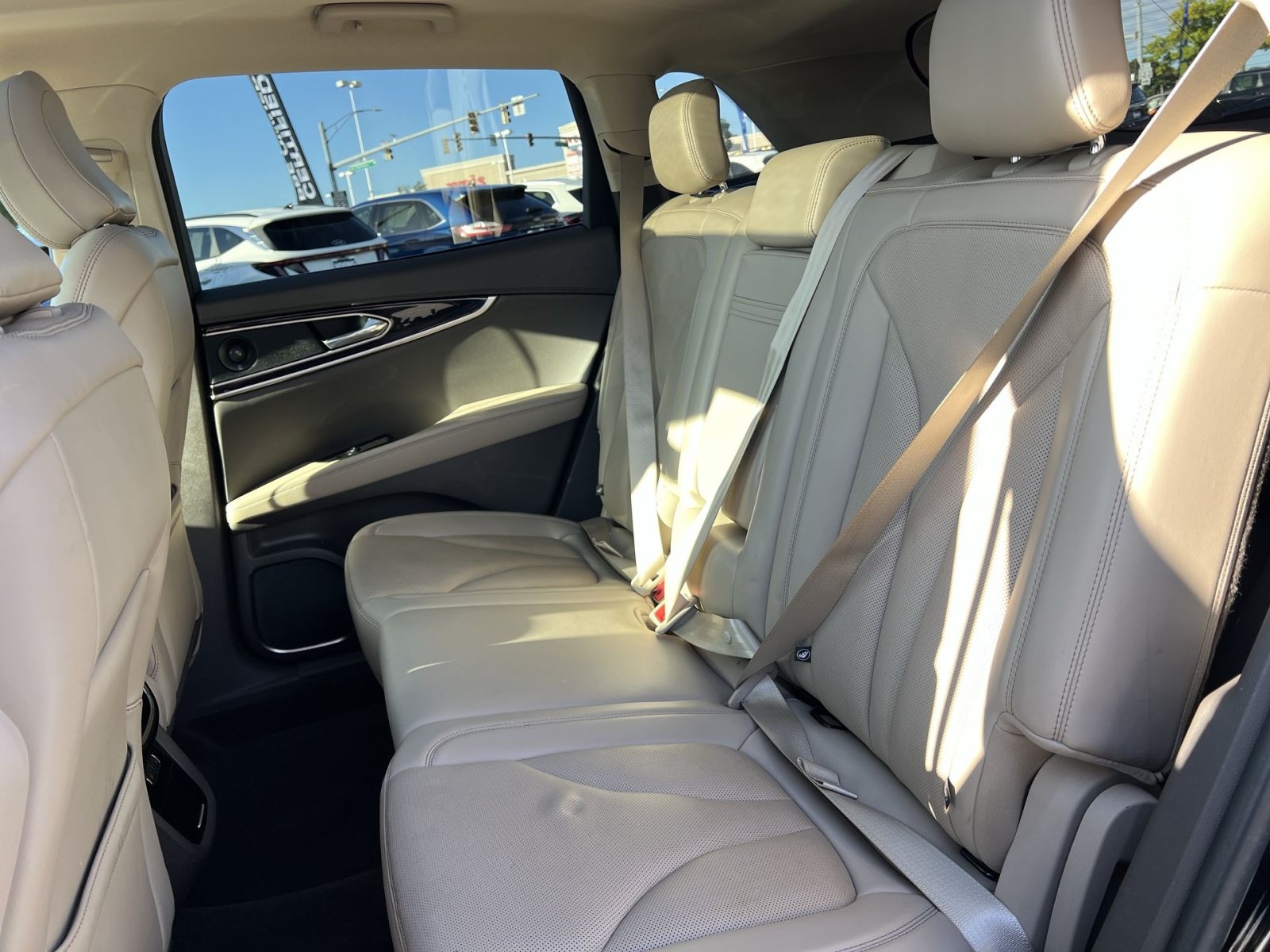 Used 2021 Lincoln Nautilus Reserve AWD/4WD image 25