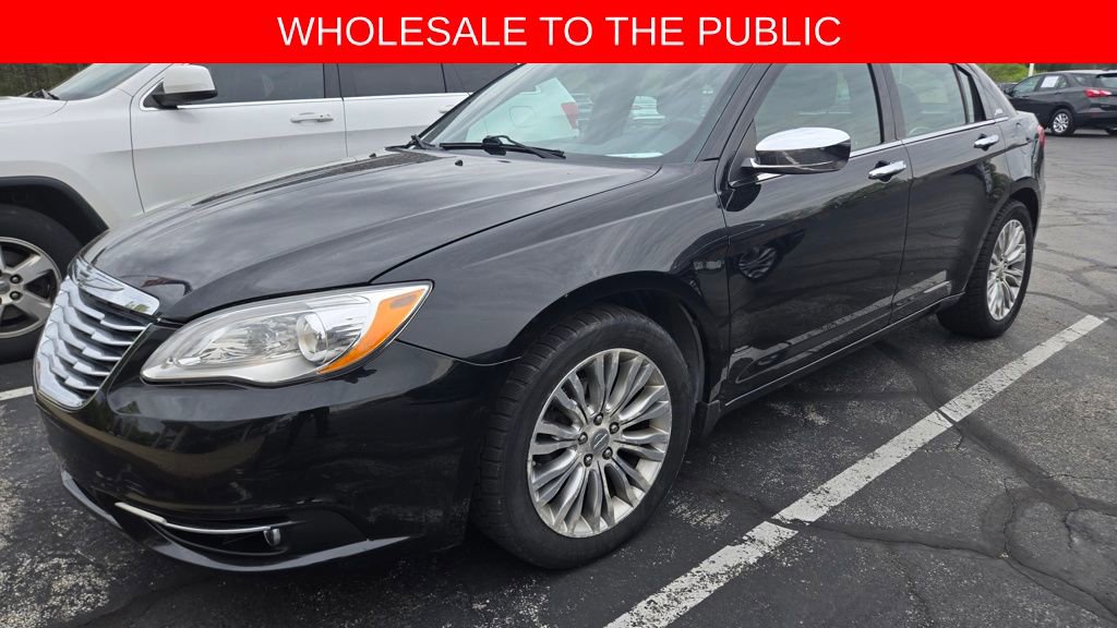 Used 2012 Chrysler 200 Limited FWD image 1