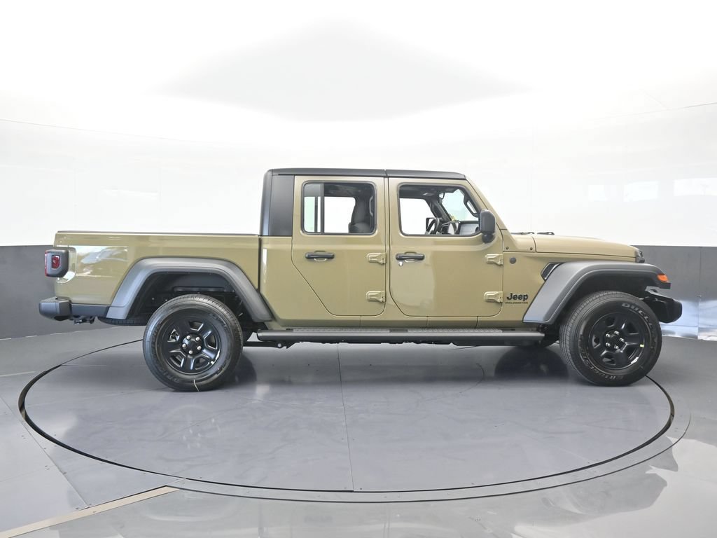 New 2026 Jeep Gladiator Sport AWD/4WD image 7