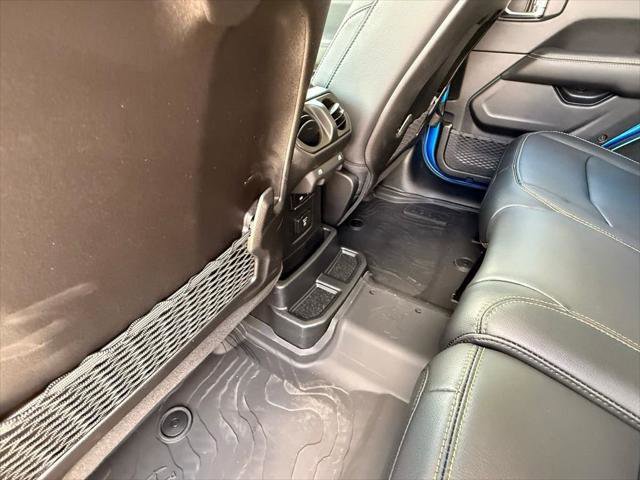 Certified 2025 Jeep Wrangler Sahara w/ Safety Group image 27