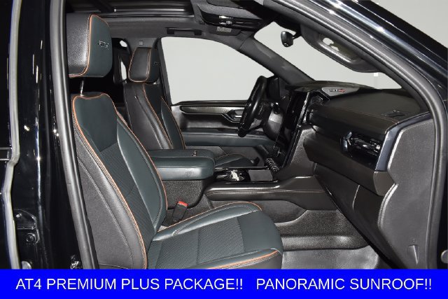 Used 2025 GMC Yukon AT4 w/ AT4 Premium Plus Package AWD/4WD image 13