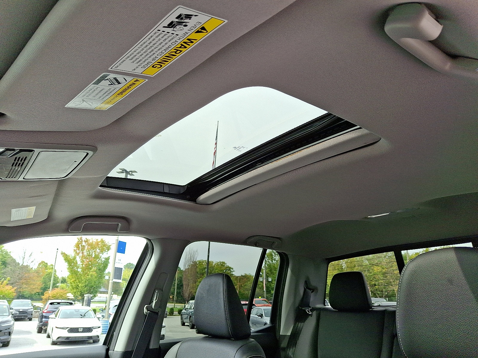 Used 2025 Honda Ridgeline RTL image 14