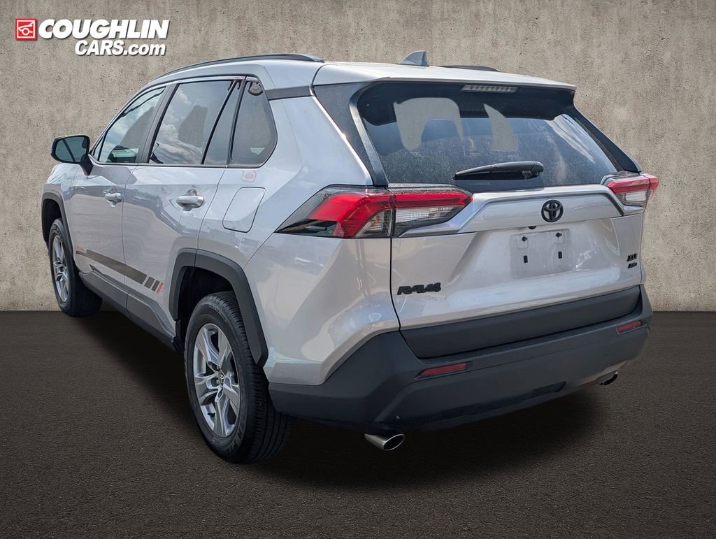 Used 2024 Toyota RAV4 XLE image 5