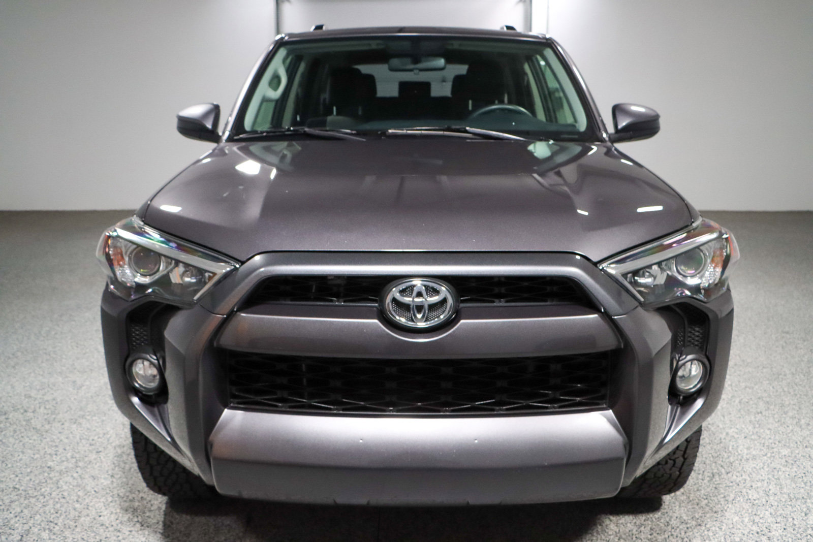 Used 2019 Toyota 4Runner SR5 image 4