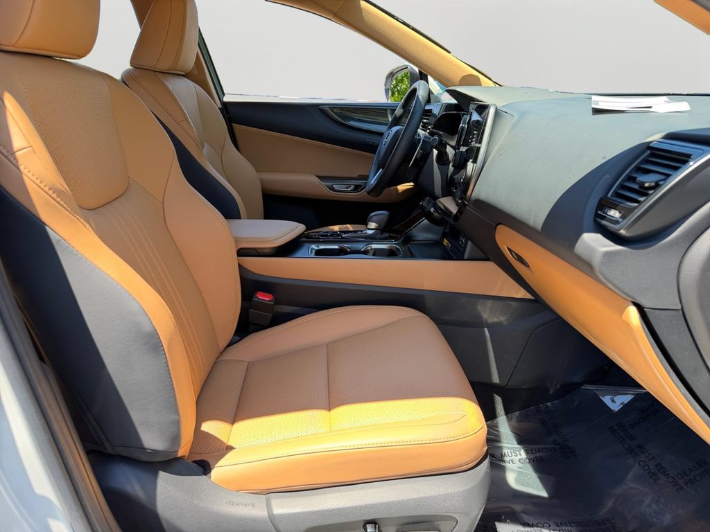 Used 2024 Lexus NX 250 FWD image 8