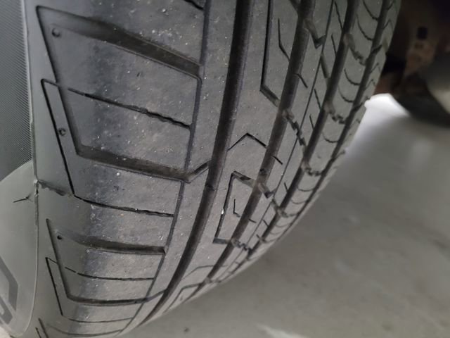 Used 2014 Ford Explorer XLT w/ Equipment Group 202A image 28