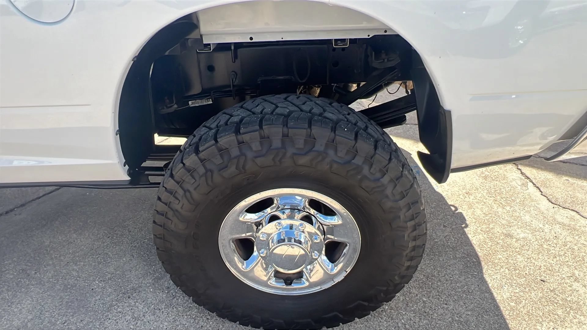 Used 2018 RAM 3500 Tradesman w/ Chrome Appearance Group AWD/4WD image 8