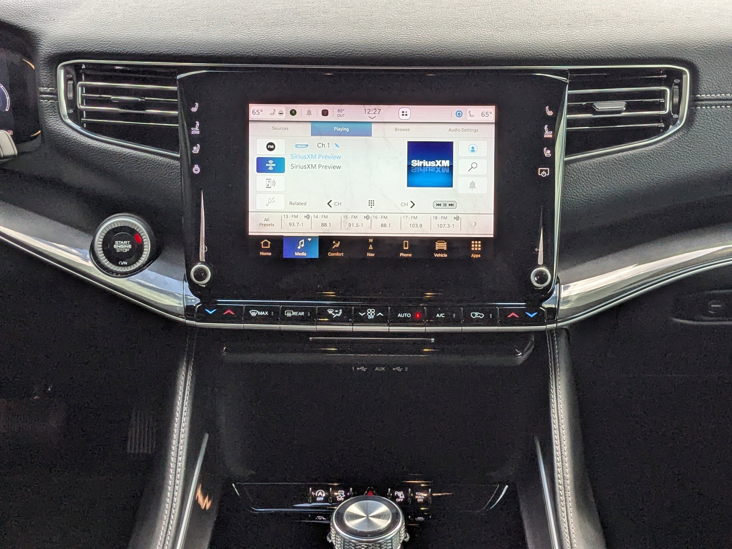 Used 2023 Jeep Wagoneer 2WD w/ Mopar Step-Up Package image 17