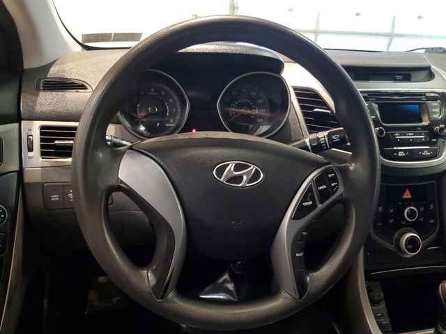 Used 2016 Hyundai Elantra SE image 15