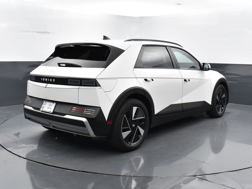 New 2025 Hyundai Ioniq 5 SEL image 6