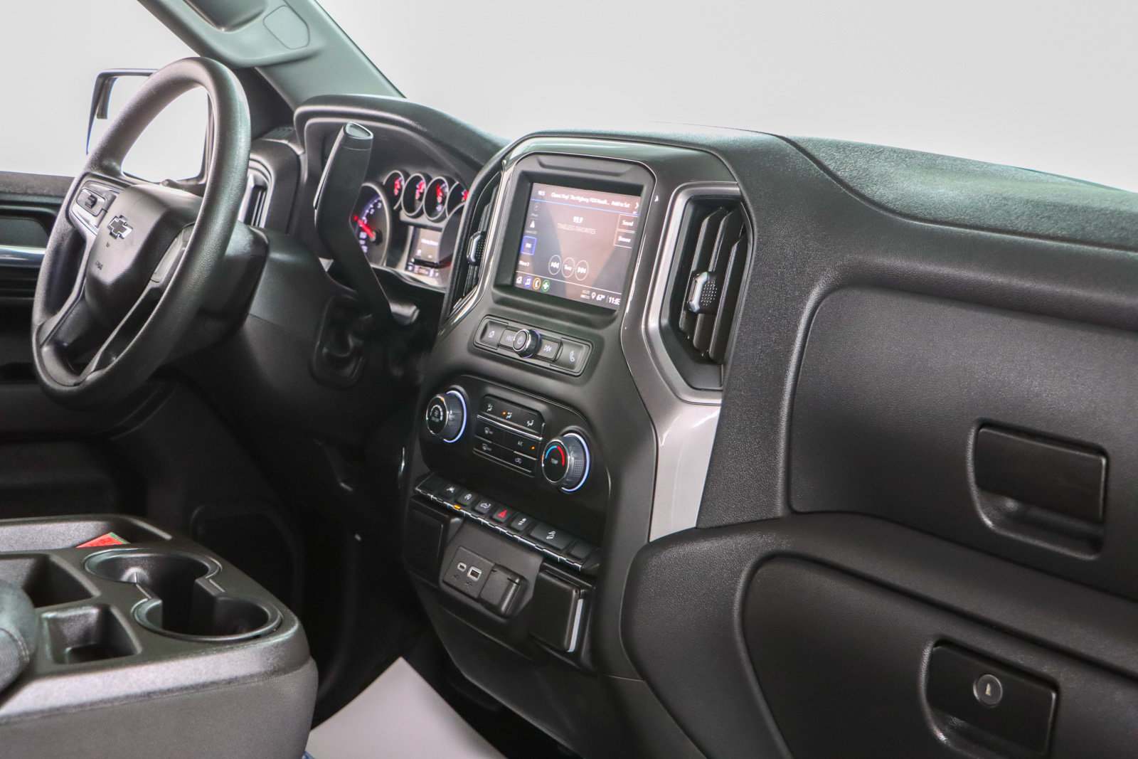 Used 2023 Chevrolet Silverado 1500 Custom Trail Boss w/ LPO, Dark Essentials Package AWD/4WD image 26