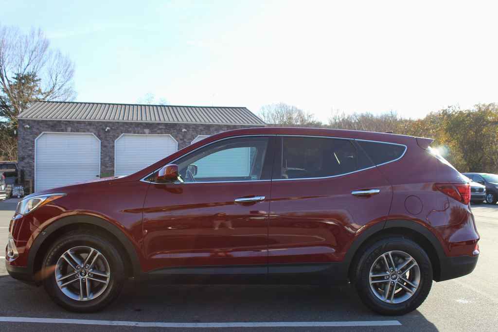 Used 2017 Hyundai Santa Fe Sport FWD image 10