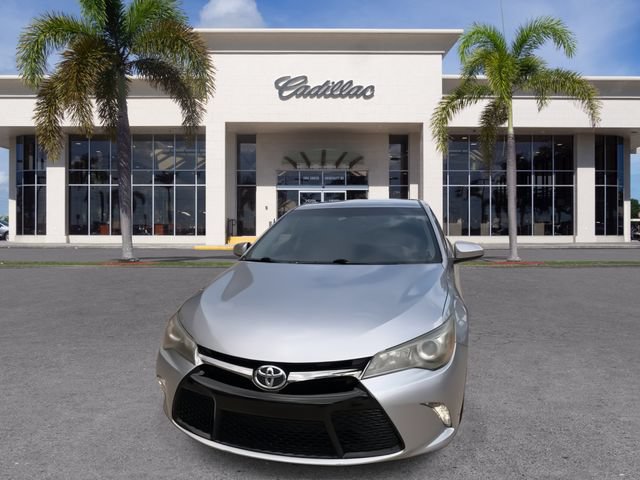 Used 2016 Toyota Camry XSE FWD image 4
