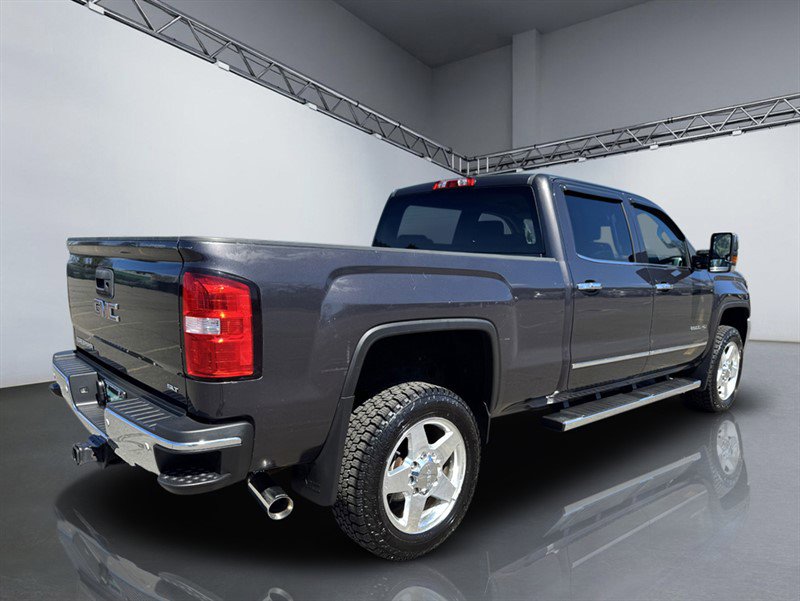 Used 2015 GMC Sierra 2500 SLT w/ Driver Alert Package AWD/4WD image 7
