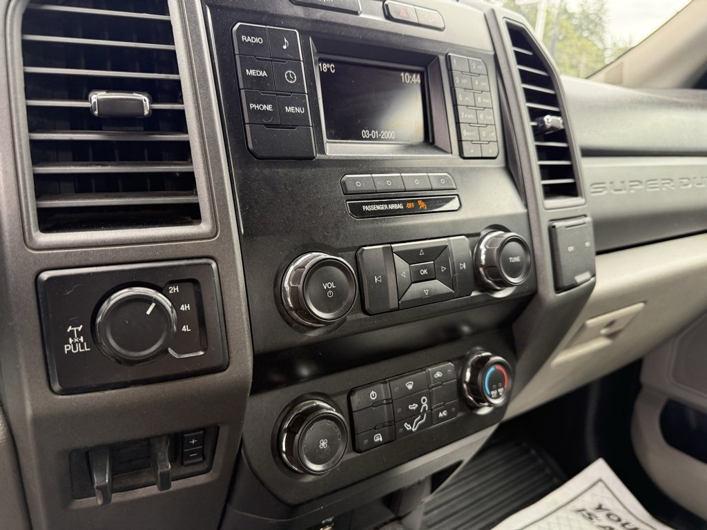 Used 2019 Ford F350 XL w/ Power Equipment Group image 23