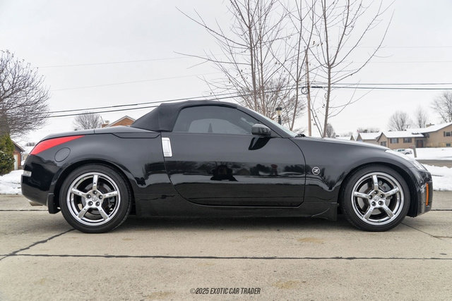 Used 2007 Nissan 350Z Touring RWD image 21