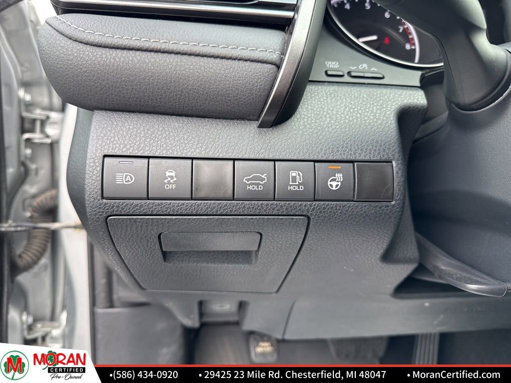 Used 2024 Toyota Camry SE FWD image 15