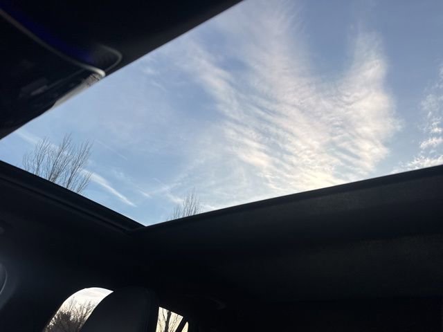 Used 2024 Mercedes-Benz GLC 300 4MATIC image 27