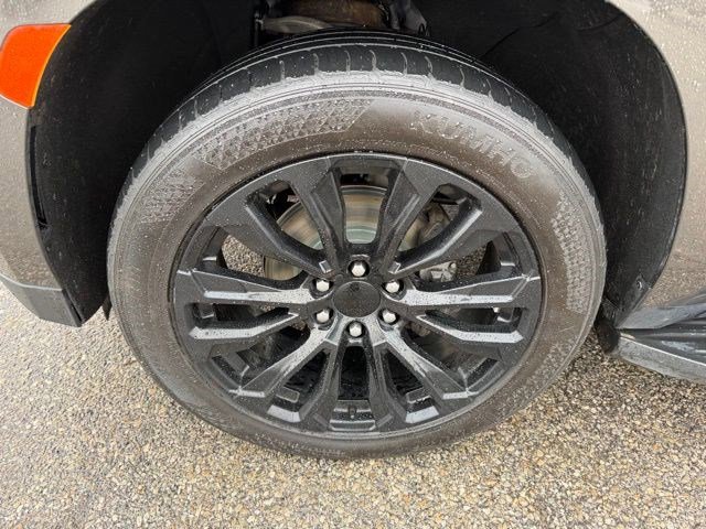 Used 2021 GMC Yukon XL Denali AWD/4WD image 10