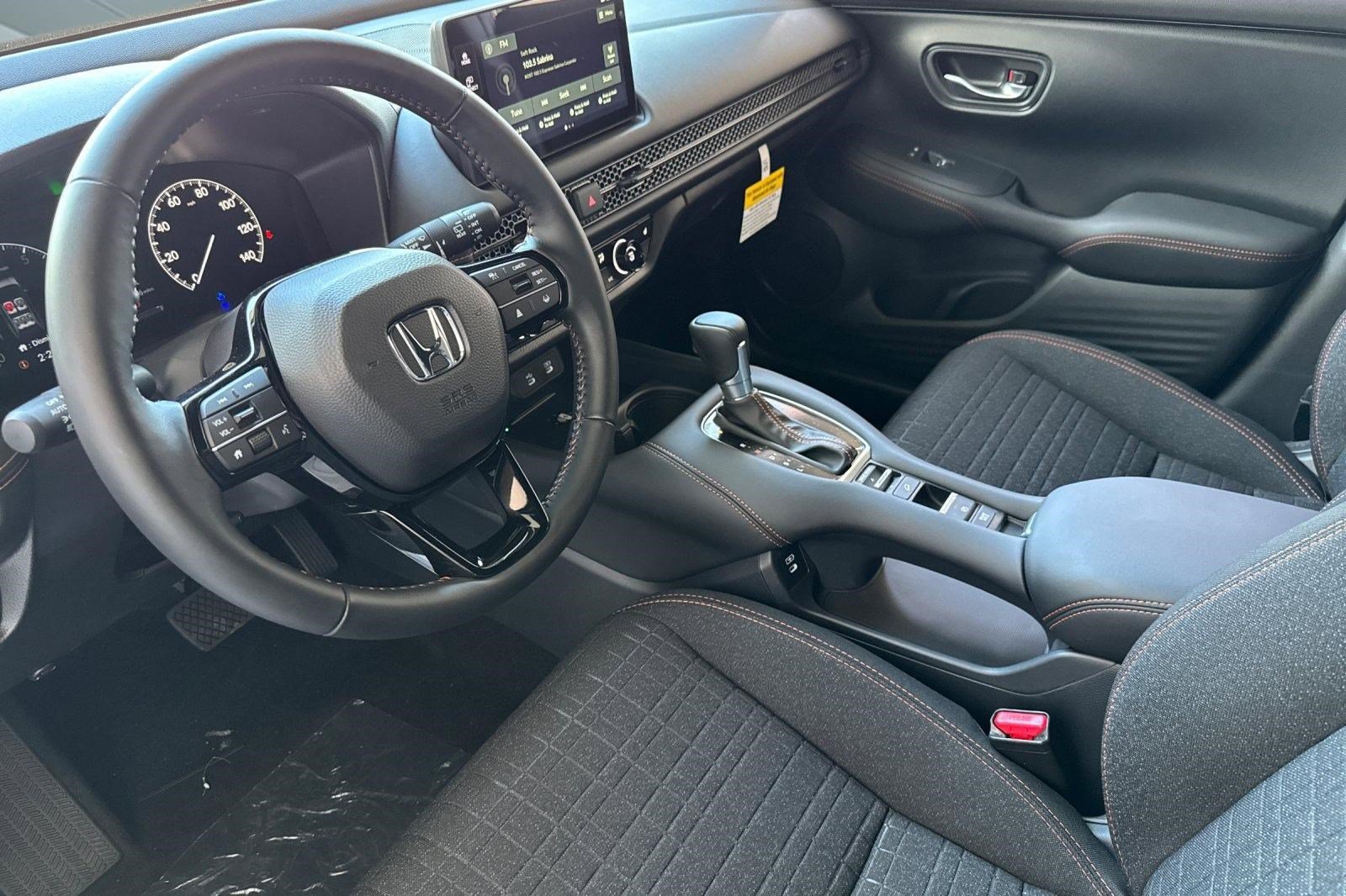 New 2026 Honda HR-V Sport image 4