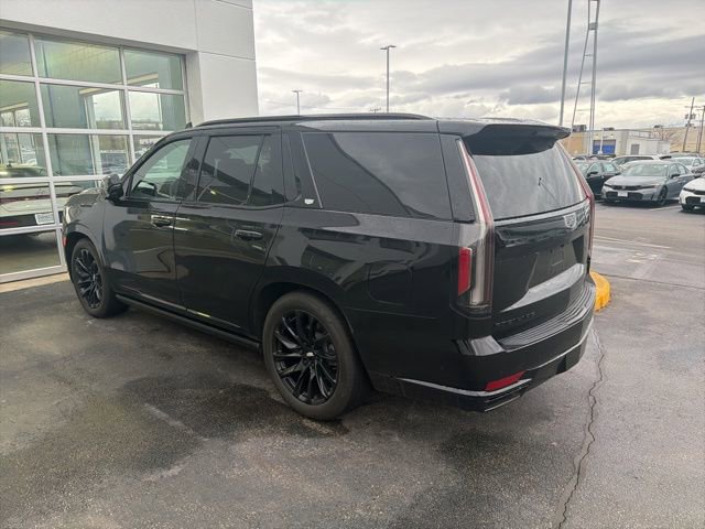 Used 2024 Cadillac Escalade Sport Platinum w/ LPO, ONYX Package image 3