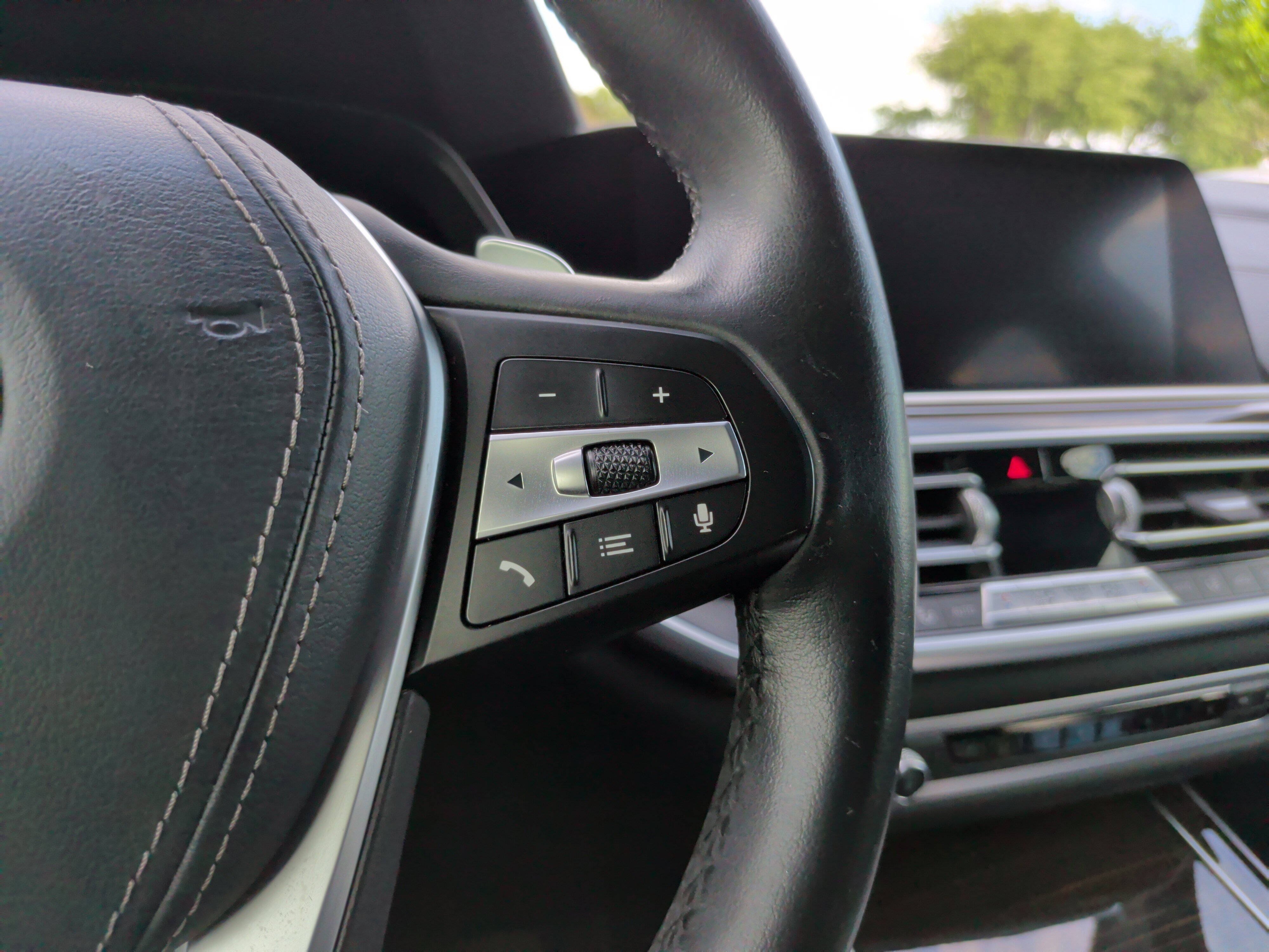 Used 2019 BMW X5 xDrive40i w/ Convenience Package AWD/4WD image 23