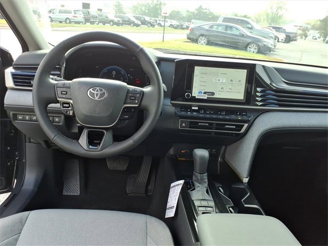 New 2026 Toyota Camry LE image 9
