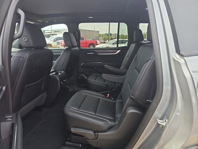 New 2026 GMC Acadia Elevation w/ Black Edition FWD image 9