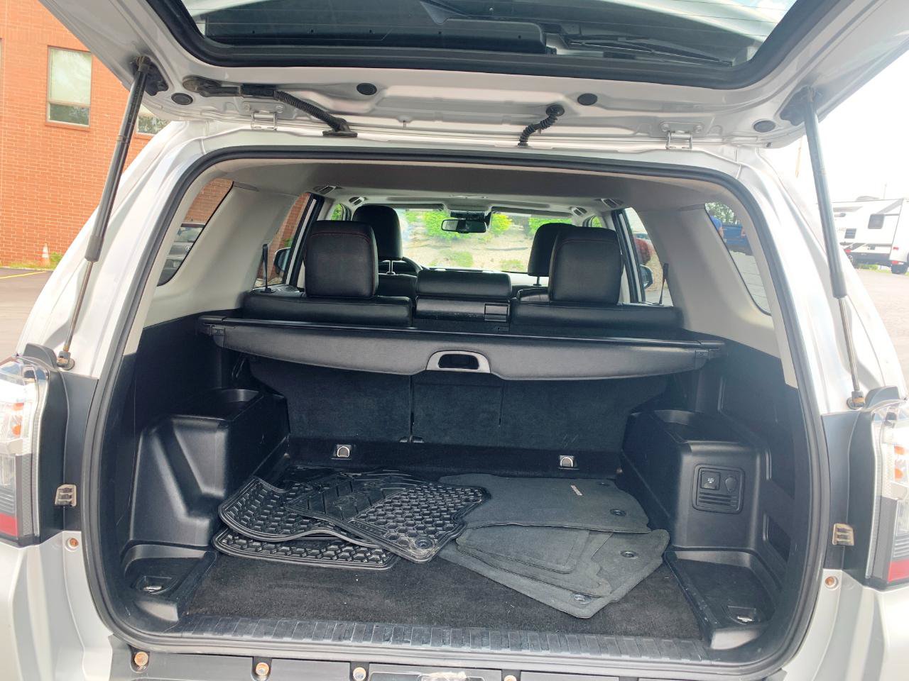 Used 2021 Toyota 4Runner SR5 AWD/4WD image 16