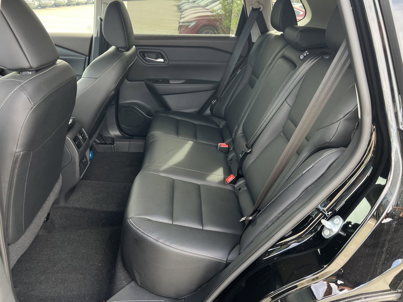 Certified 2023 Nissan Rogue SL w/ SL Premium Package image 13