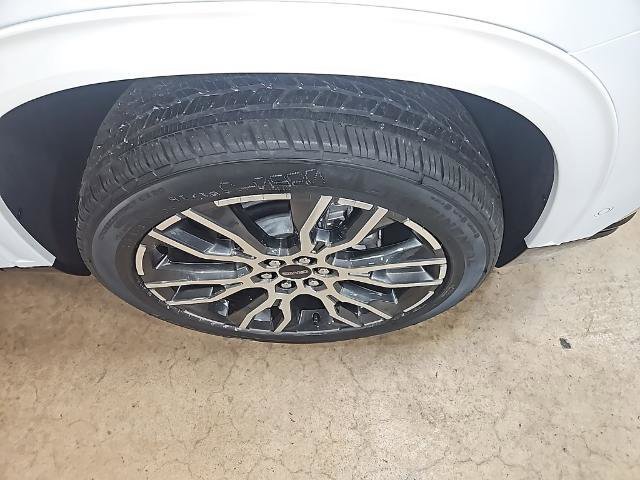 New 2026 GMC Acadia Denali Ultimate w/ LPO, All-Weather Package image 9