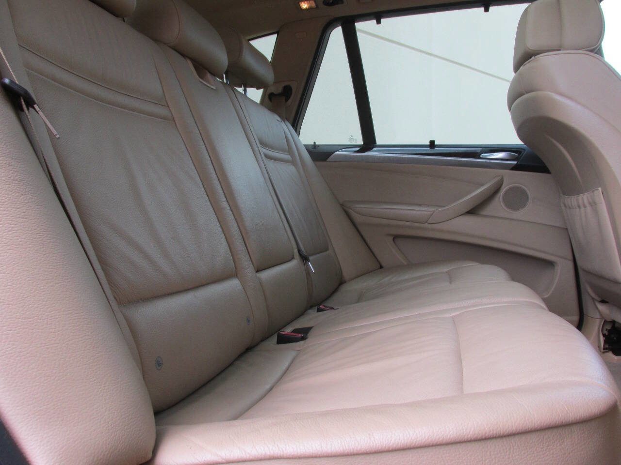 Used 2010 BMW X5 xDrive30i image 24