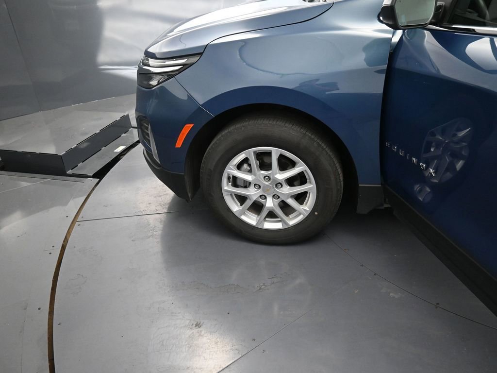 Used 2024 Chevrolet Equinox LT image 15