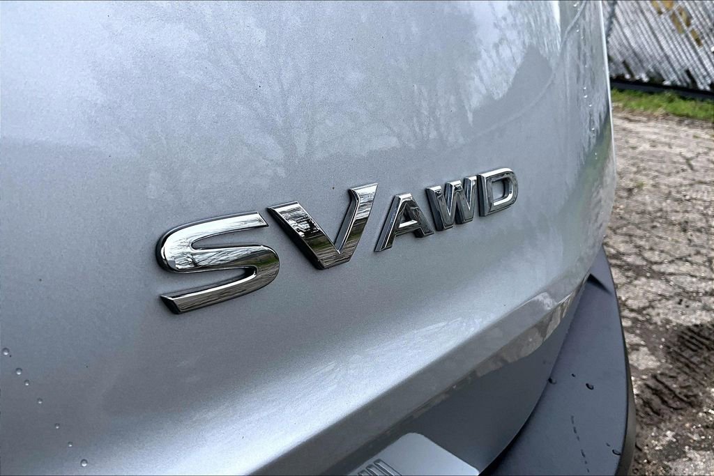 Used 2023 Nissan Rogue SV AWD/4WD image 8